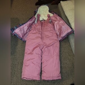 GUC Osh Kosh 4t snowsuit (snowbib & jacket). Non-smoking household